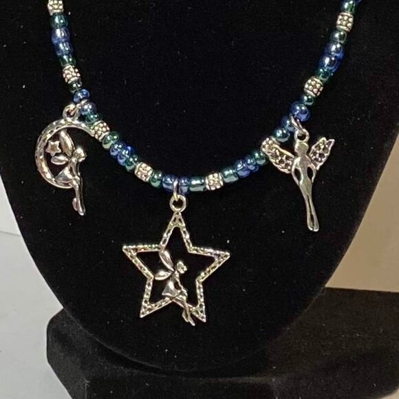 Magical Fairies Necklace - Picture 1 of 5